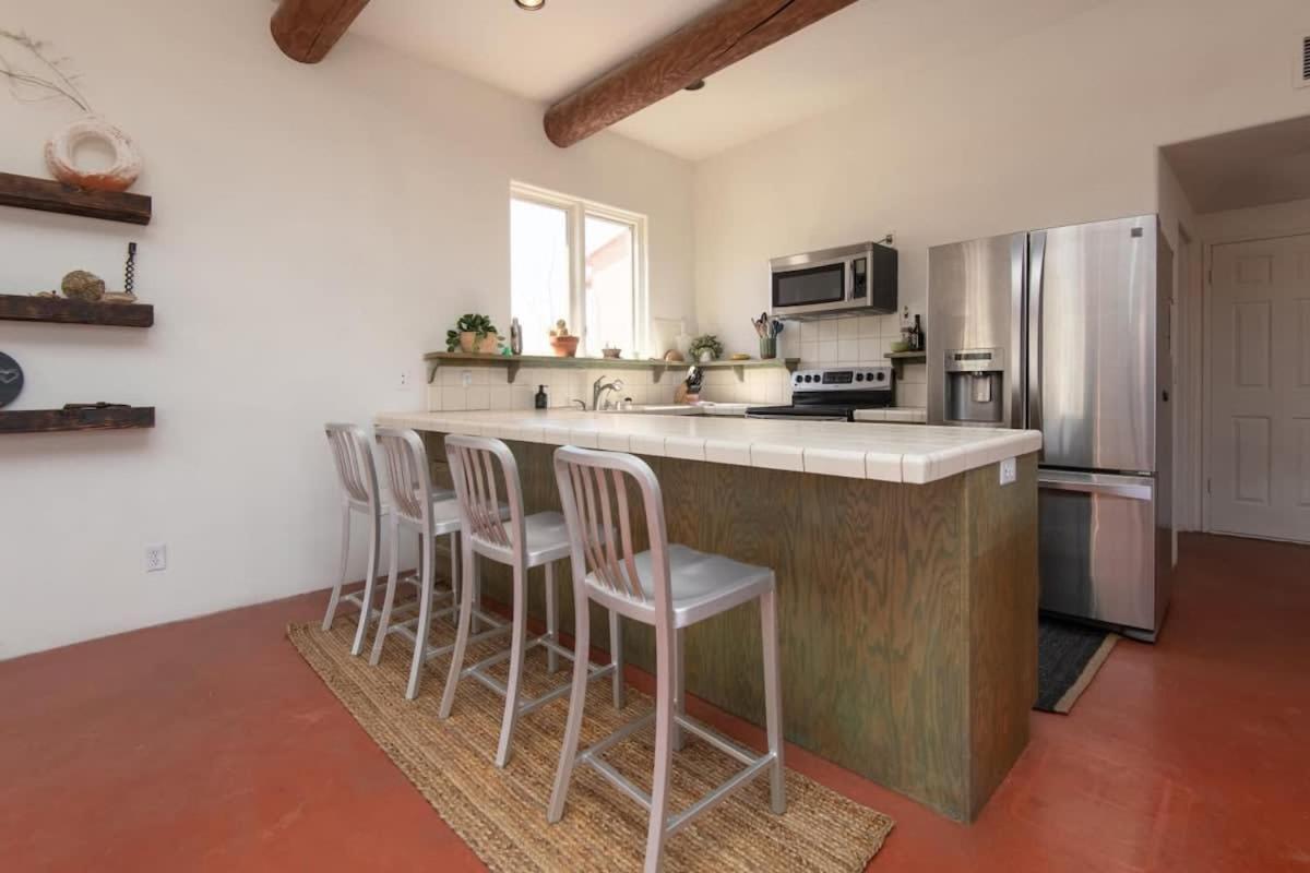 Renovated Lodge - Room 1 With Pool Access Joshua Tree Exterior foto