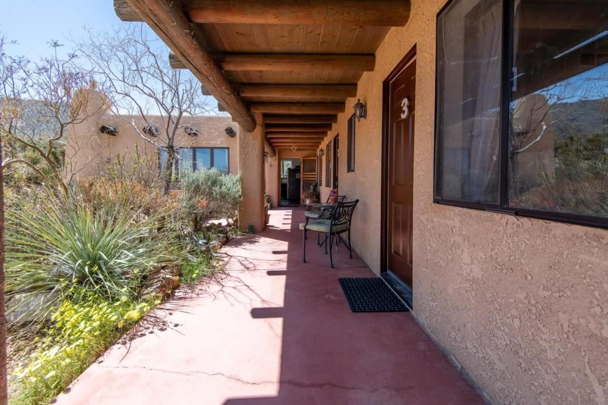 Renovated Lodge - Room 1 With Pool Access Joshua Tree Exterior foto