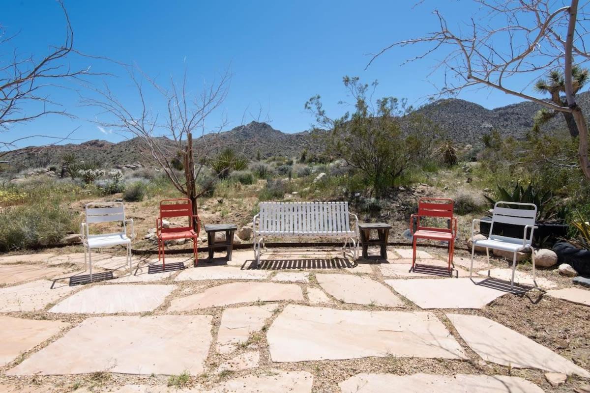 Renovated Lodge - Room 1 With Pool Access Joshua Tree Exterior foto